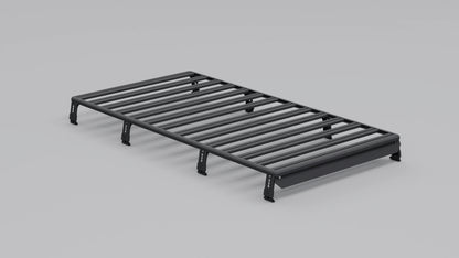 Modularer Dachträger aus Aluminium für Land Rover Defender 110 – Schwarz pulverbeschichtet, flaches Plattform-Design.