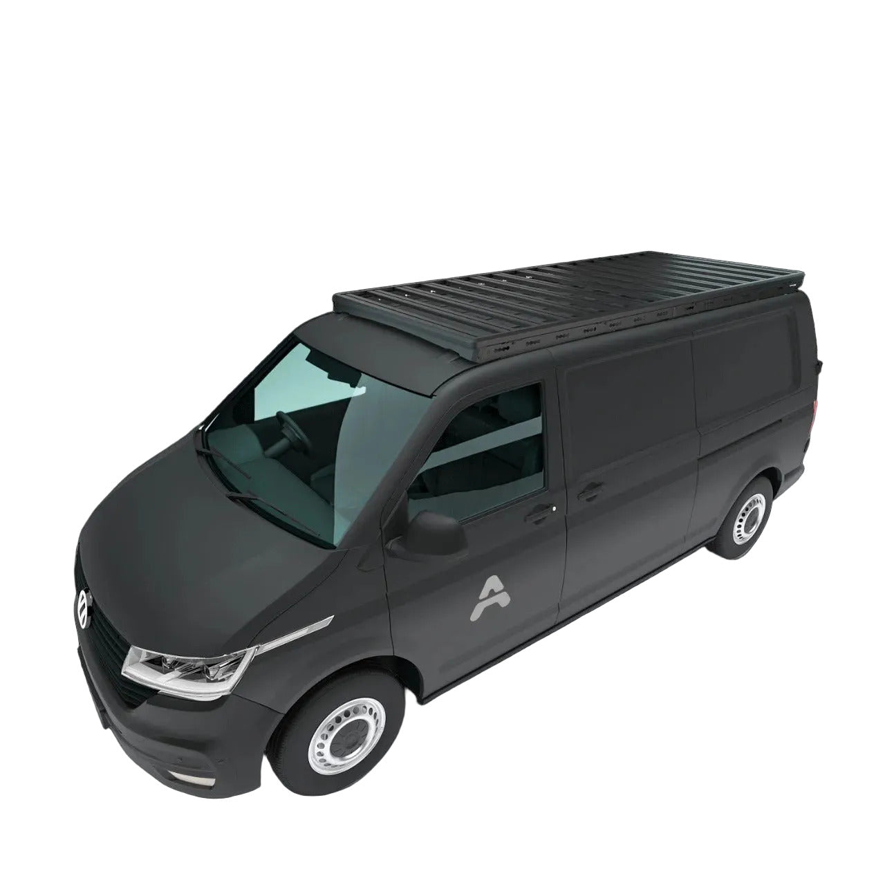 Schwarzer VW Transporter (Kastenwagen) in Studioansicht mit Airholder Dachplattform/Dachträger über die gesamte Dachlänge – ideal für Camper-Ausbau, Gepäck und Zubehör.